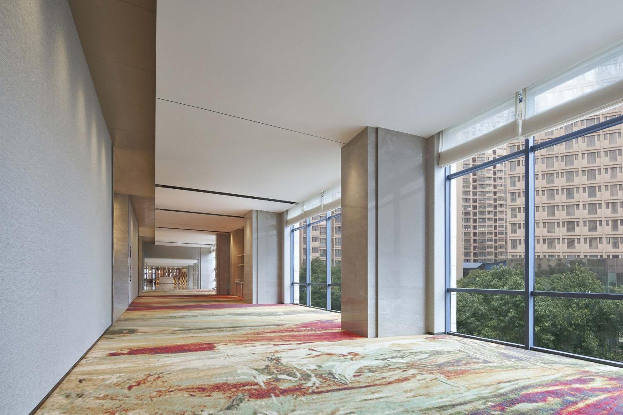 Four Points By Sheraton Guiyang, Huaxi Гуйян Экстерьер фото